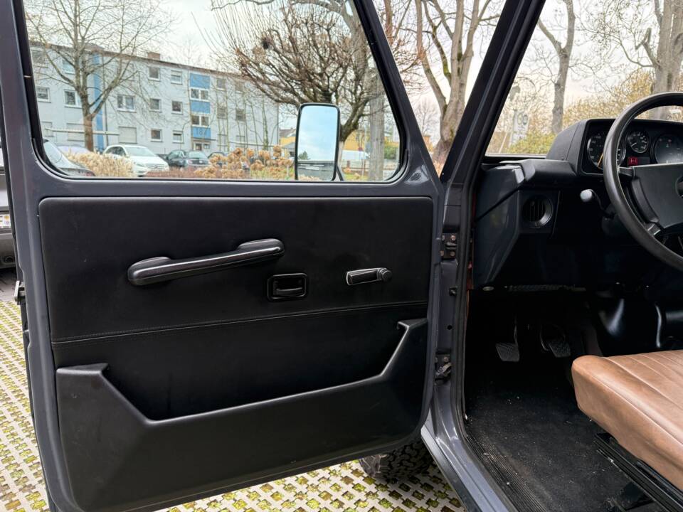 Bild 11/31 von Mercedes-Benz 280 GE (SWB) (1984)