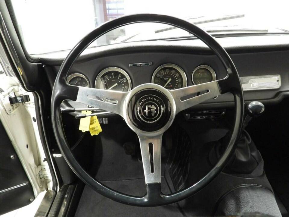 Imagen 7/15 de Alfa Romeo Giulia 1600 Sprint GT (1965)