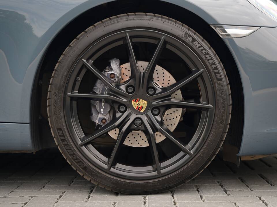 Image 43/50 of Porsche 911 Carrera (2016)