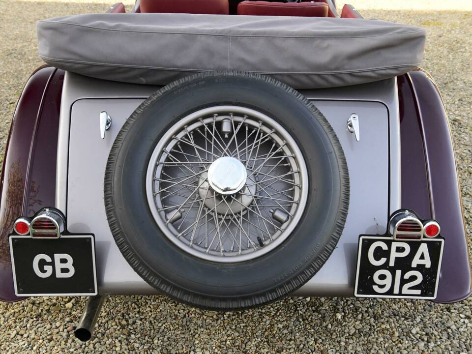 Image 17/35 of Bentley 3 1&#x2F;2 Litre (1934)