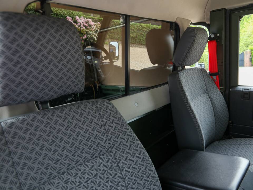 Immagine 18/50 di Land Rover 90 (1990)