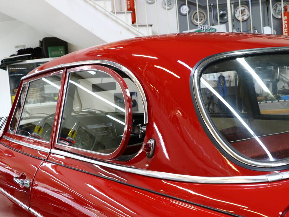 Image 27/28 of Borgward Isabella Hansa 1500 (1961)