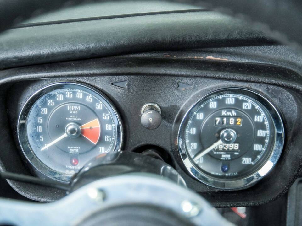 Imagen 15/50 de MG MGB GT (1972)