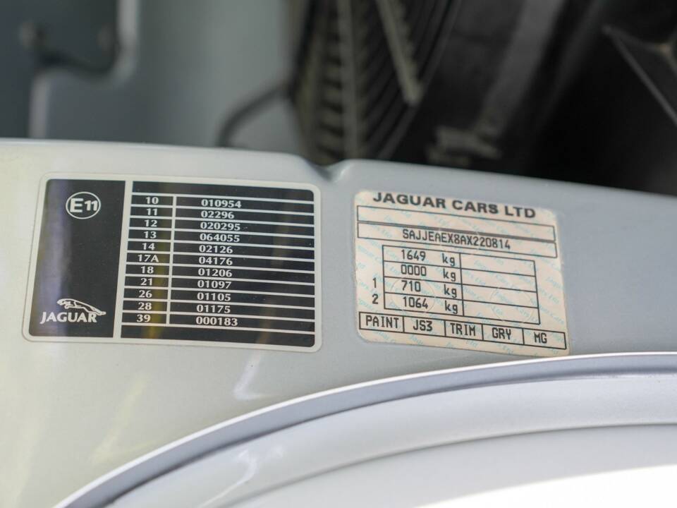 Bild 37/50 von Jaguar XJ 220 (1993)