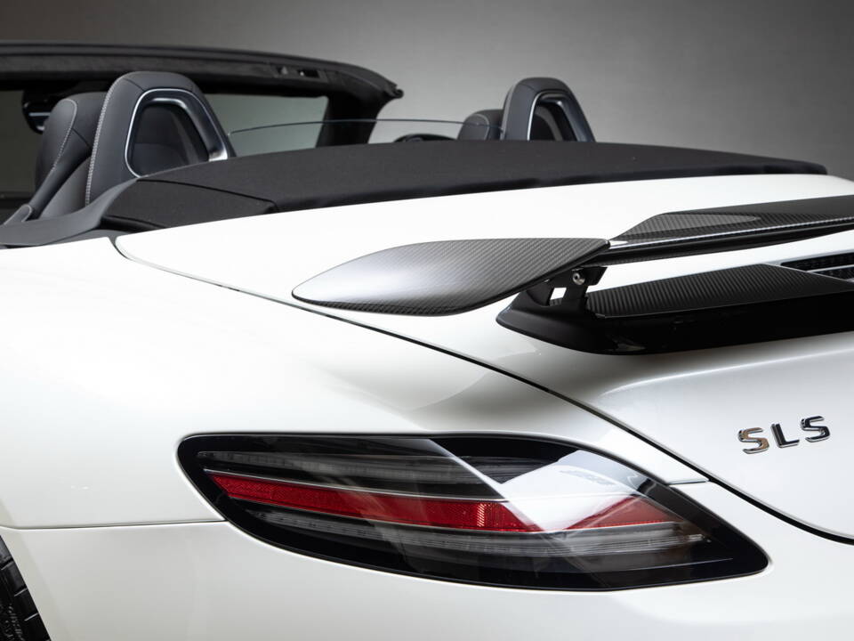 Bild 14/26 von Mercedes-Benz SLS AMG GT Roadster &quot;Final Edition&quot; (2014)
