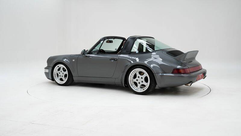 Image 4/15 of Porsche 911 Carrera 2 (1990)