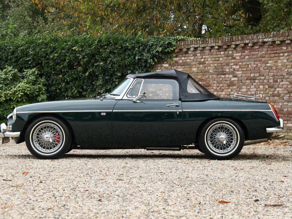 Bild 20/50 von MG MGB (1968)