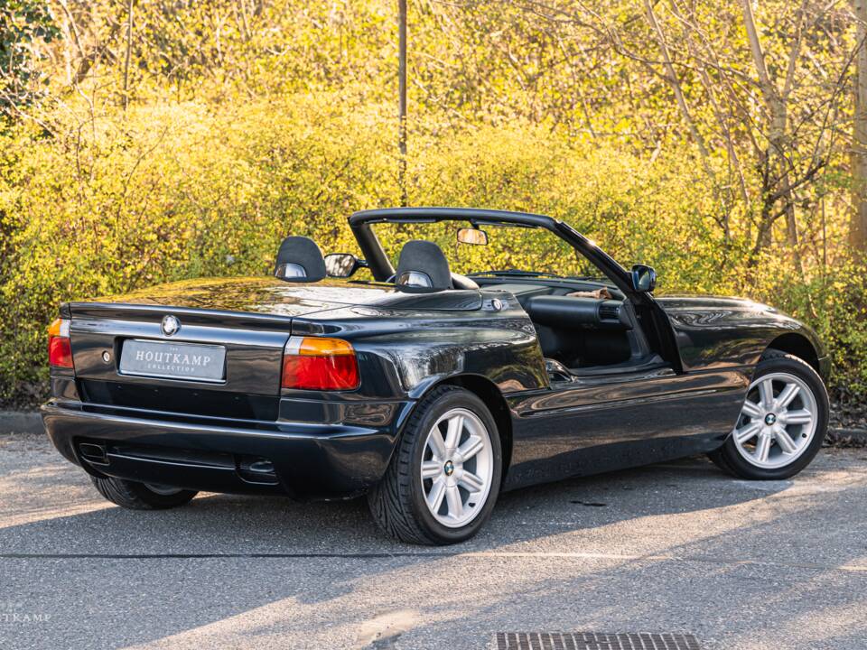 Image 2/8 of BMW Z1 Roadster (1990)