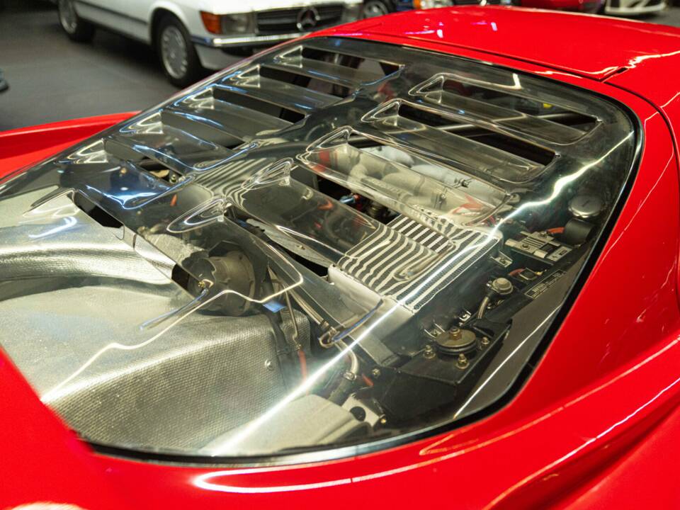 Image 17/50 de Ferrari F40 (1991)