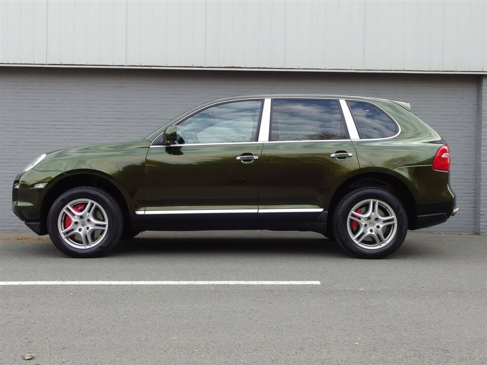 Image 5/99 of Porsche Cayenne Turbo (2007)