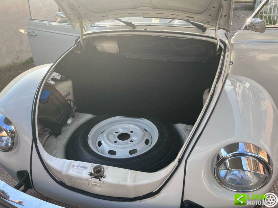 Bild 10/10 von Volkswagen Käfer 1302 (1975)