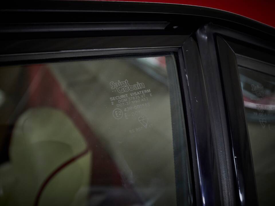 Afbeelding 29/100 van Ferrari 208 GTB Turbo (1982)