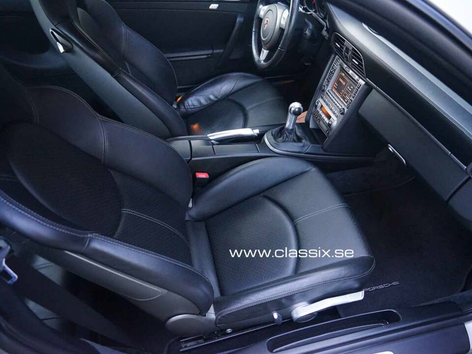 Imagen 5/27 de Porsche 911 Carrera (2008)