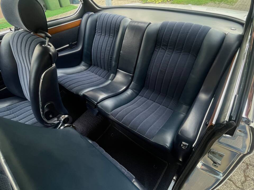 Image 16/20 of BMW 2800 CS (1970)