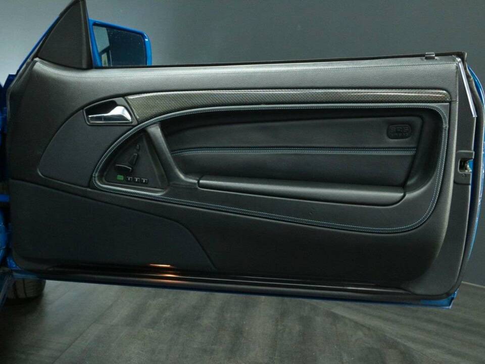Image 31/50 de Mercedes-Benz SL 500 (1997)