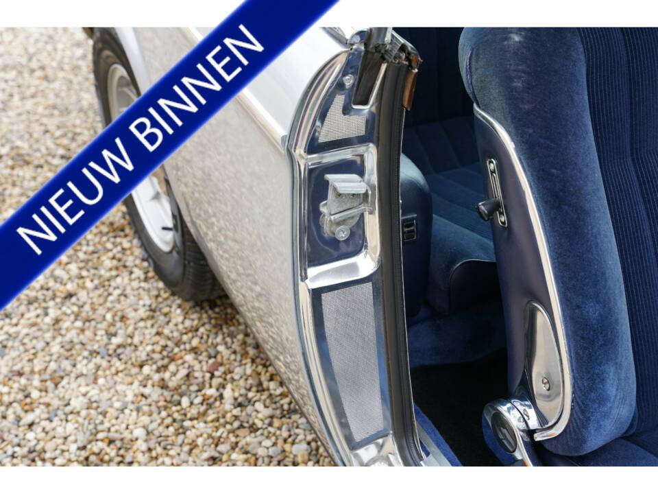 Image 32/50 of BMW 3.0 CSi (1974)