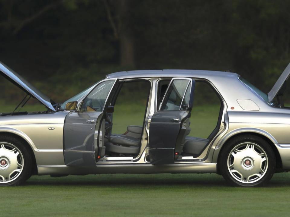 Afbeelding 19/50 van Bentley Arnage Red Label (2002)