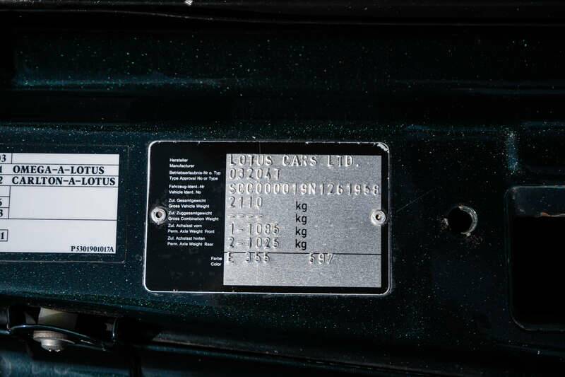 Image 18/37 de Vauxhall Lotus Carlton 3.6 (1993)