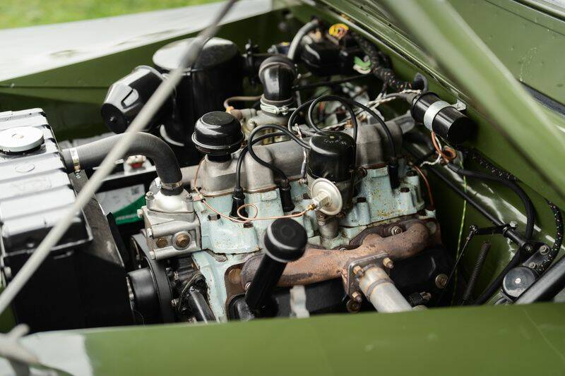 Image 30/48 of Land Rover 80 (1951)