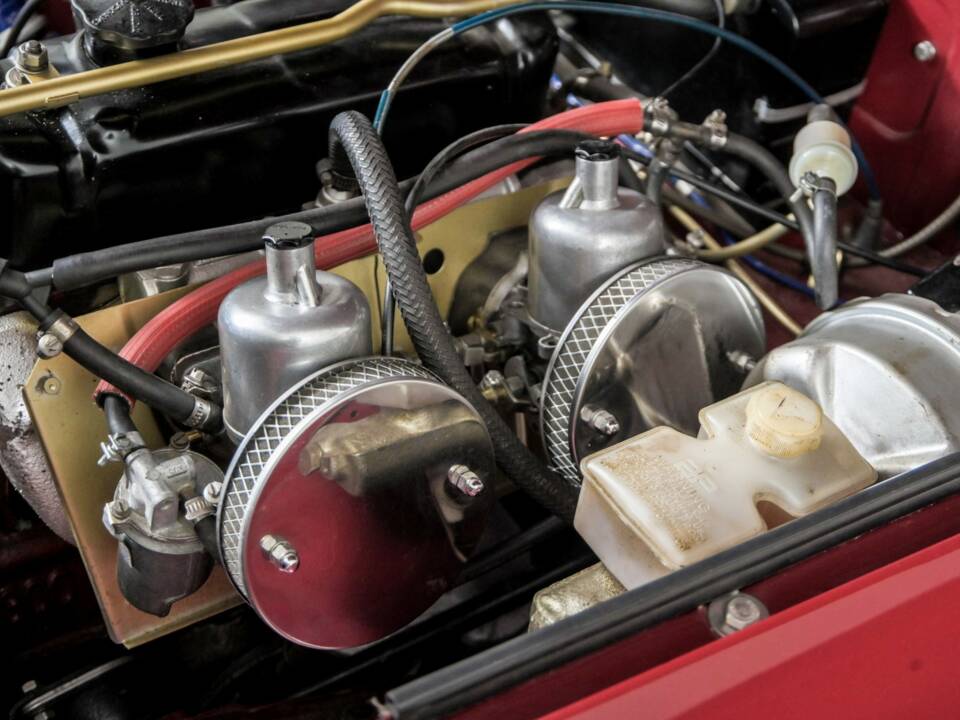 Image 38/50 de MG MGB (1979)