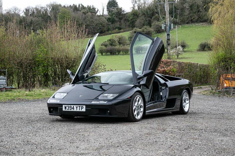 Image 13/43 of Lamborghini Diablo VT 6.0 (2000)