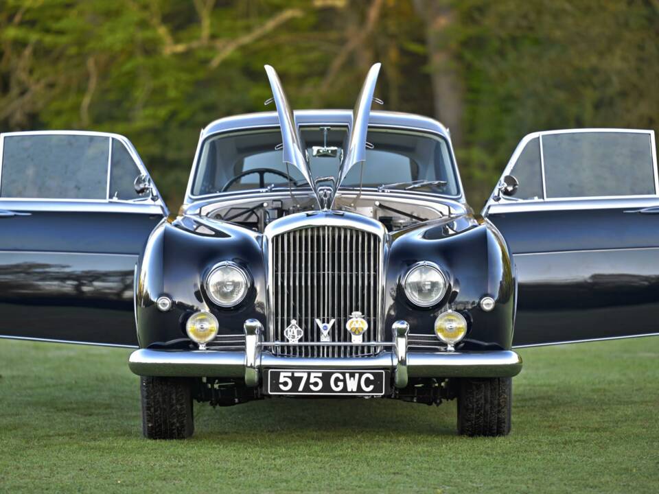 Immagine 20/50 di Bentley S 1 Continental (1955)