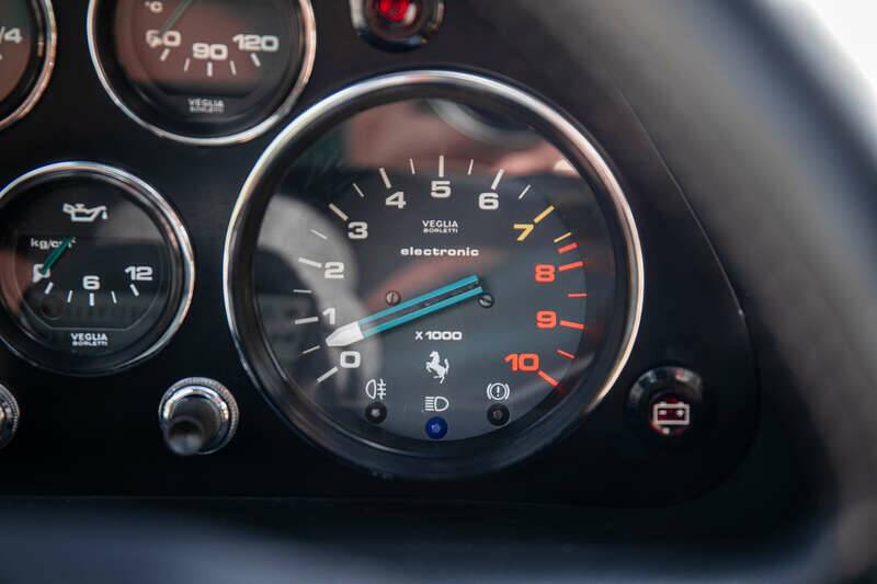Image 12/50 of Ferrari 208 GTB Turbo (1985)