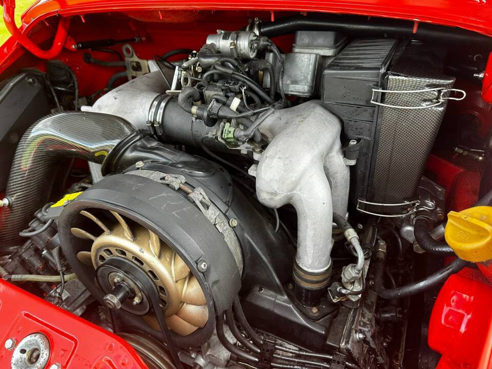 Bild 43/47 von Porsche 911 Carrera 4 (1990)