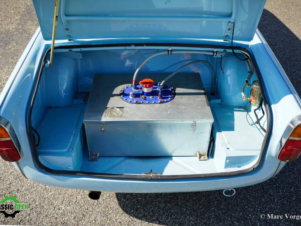 Image 40/43 of Triumph TR 4 (1962)