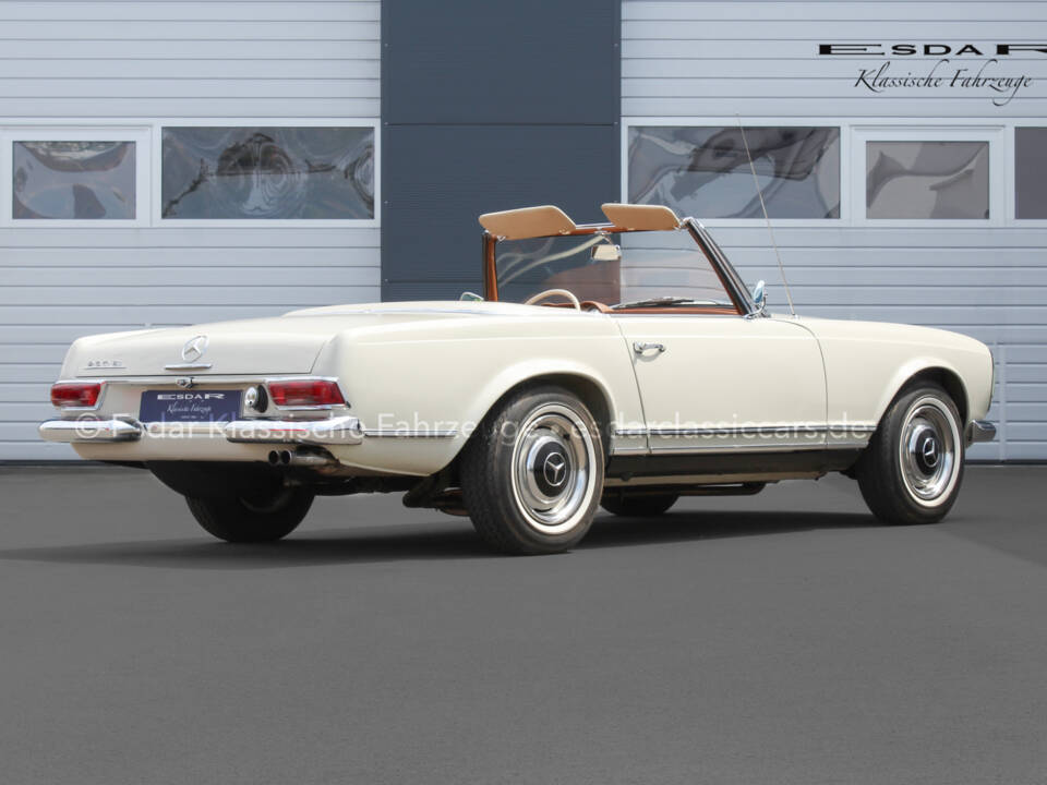 Bild 4/24 von Mercedes-Benz 230 SL (1964)