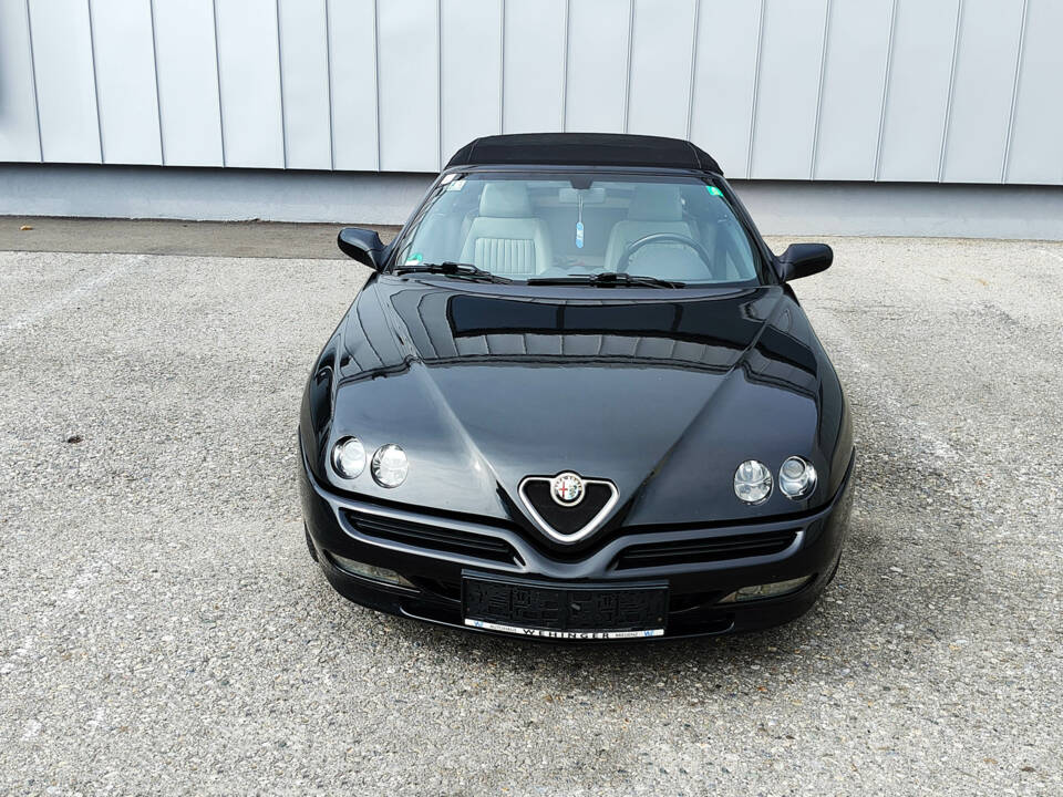 Bild 14/68 von Alfa Romeo Spider 2.0 Twin Spark 16V (2001)