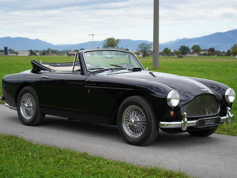 Imagen 22/32 de Aston Martin DB 2/4 Mk III (1959)
