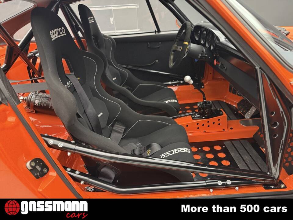 Image 13/15 of Porsche 911 Carrera 3.2 (1980)
