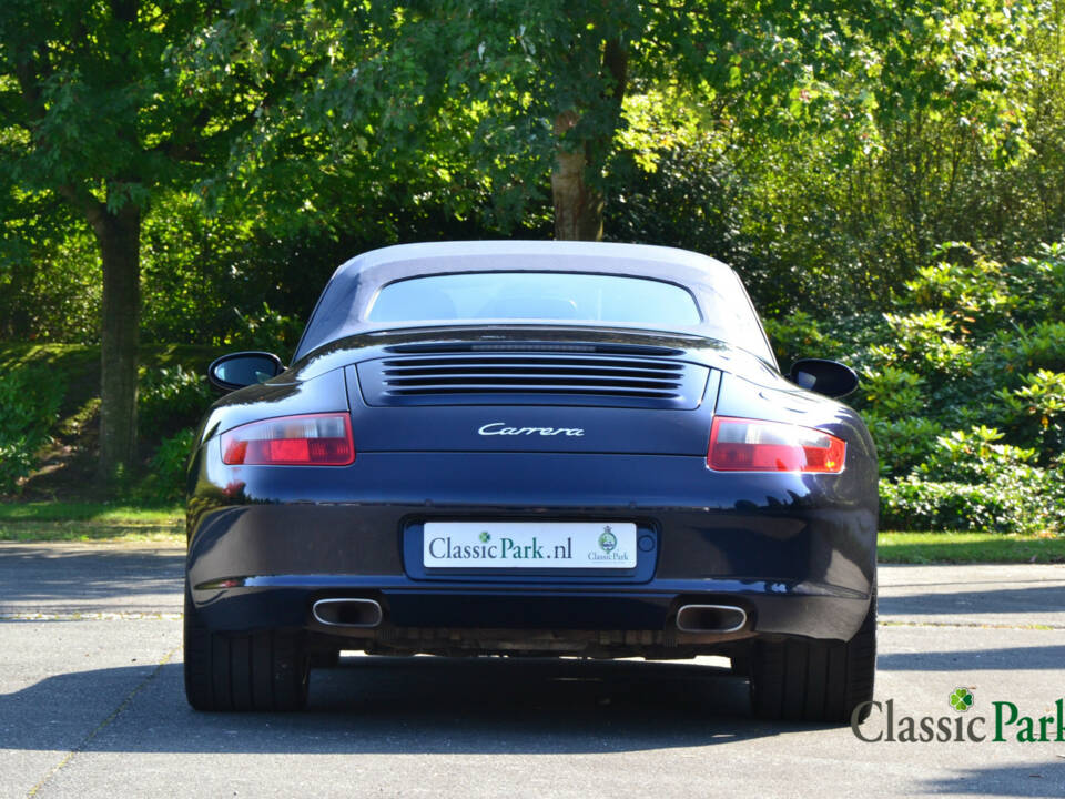 Image 19/50 de Porsche 911 Carrera (2006)