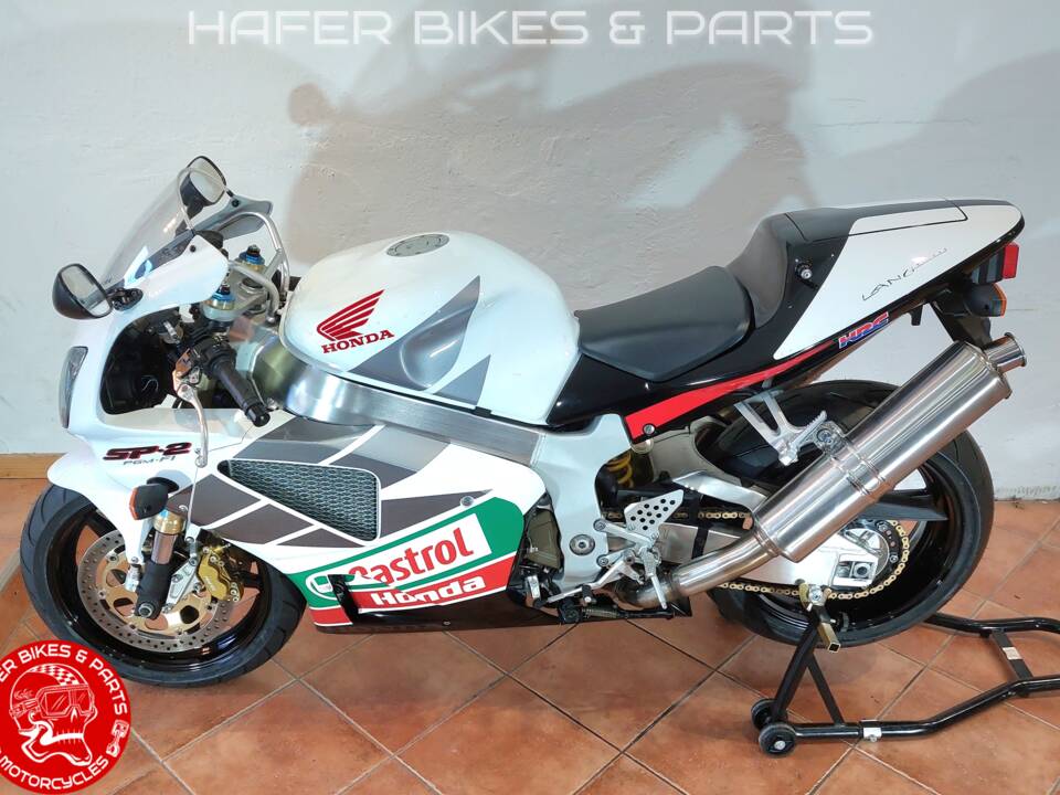 Image 10/44 of Honda VTR 1000 SP2 (2003)