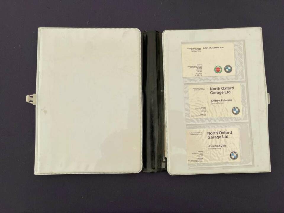 Image 44/50 of BMW 325i (1991)
