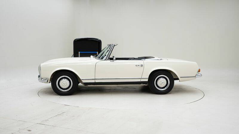 Image 7/15 of Mercedes-Benz 280 SL (1969)