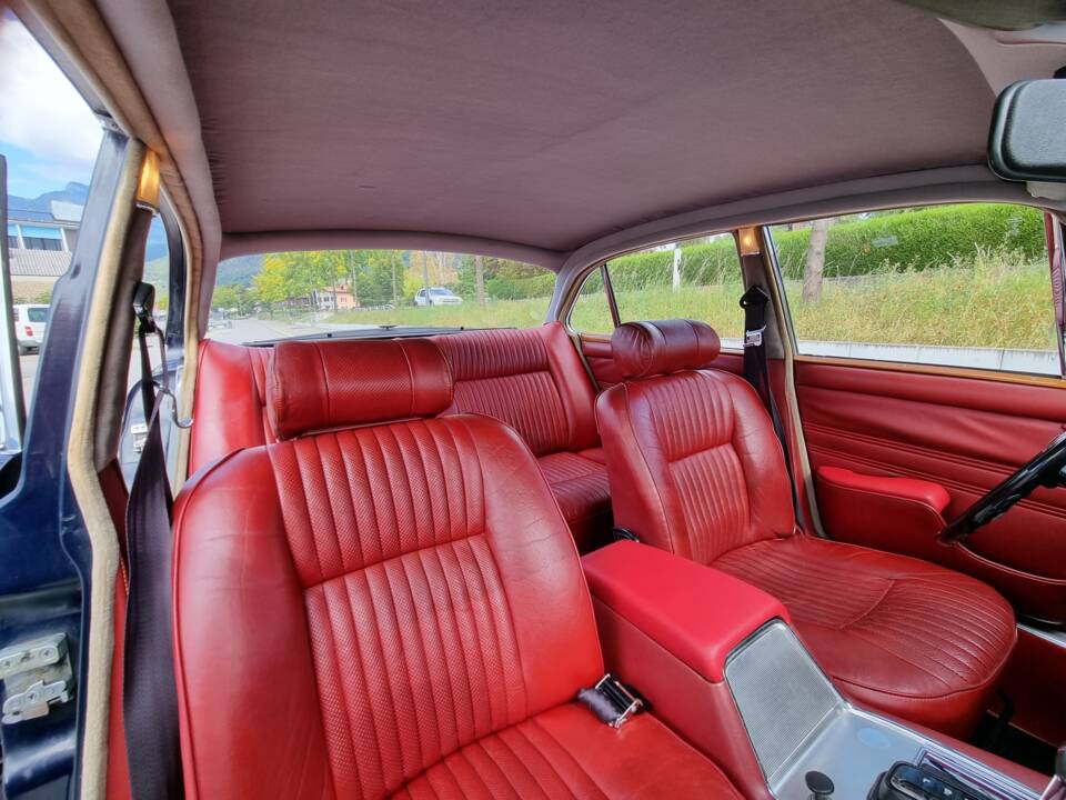 Immagine 19/29 di Jaguar XJ 6 4.2 (1972)