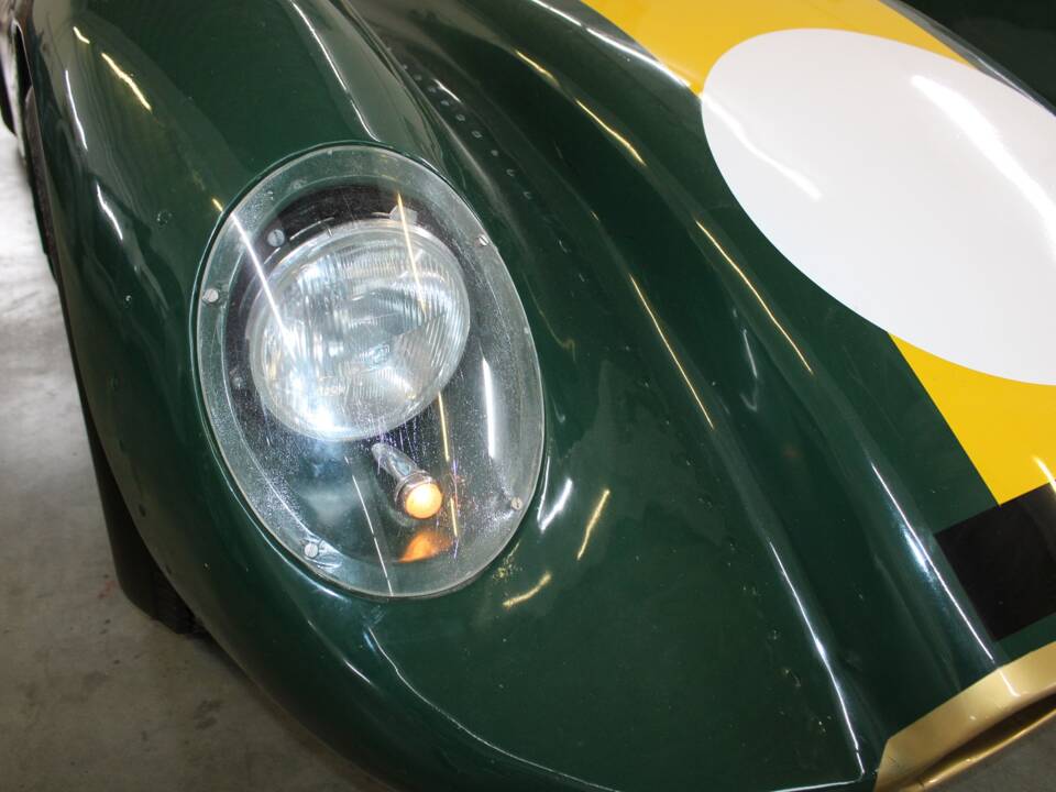 Bild 27/80 von Lister Knobbly (1956)
