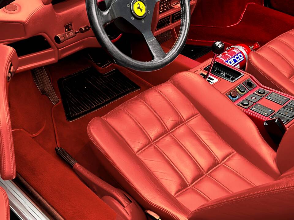 Bild 14/18 von Ferrari 328 GTS (1987)