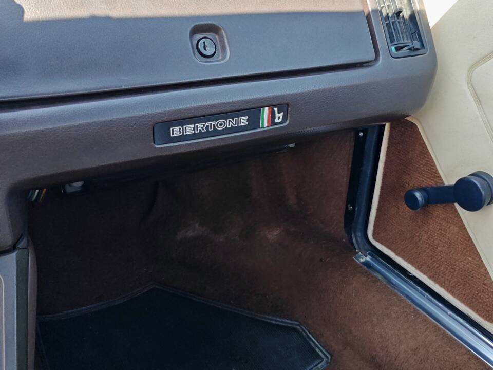 Image 25/44 of FIAT X 1&#x2F;9 (1981)