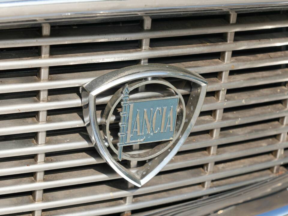 Image 43/50 of Lancia Flavia 1.8 (Vignale) (1963)