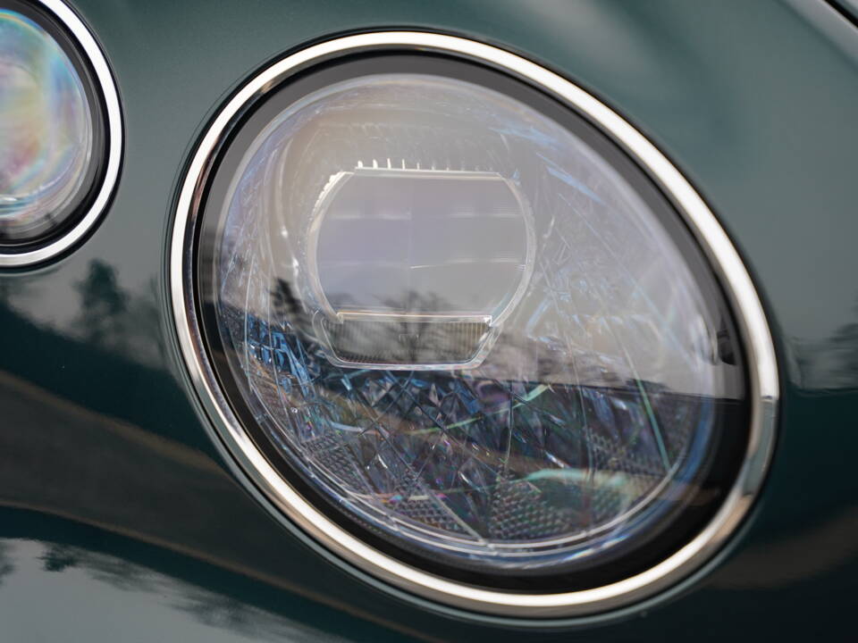 Immagine 33/50 di Bentley Continental GT (2019)
