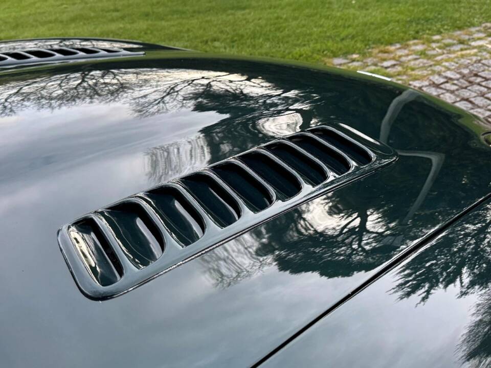 Image 22/44 of Aston Martin DB 7 Volante (1998)