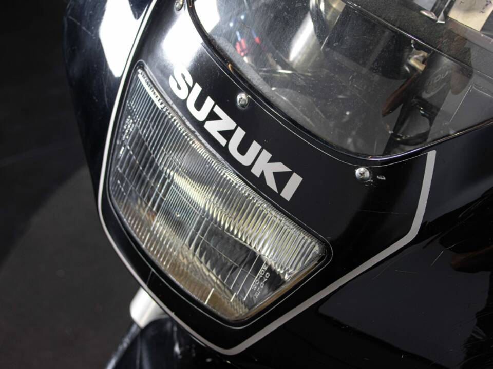 Immagine 36/48 di Suzuki RGV 250 Gamma (1990)