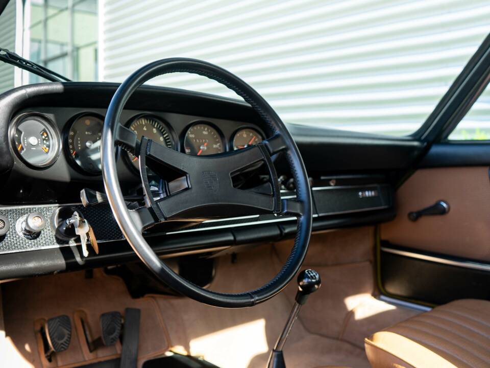 Bild 24/41 von Porsche 911 2.0 E (1969)