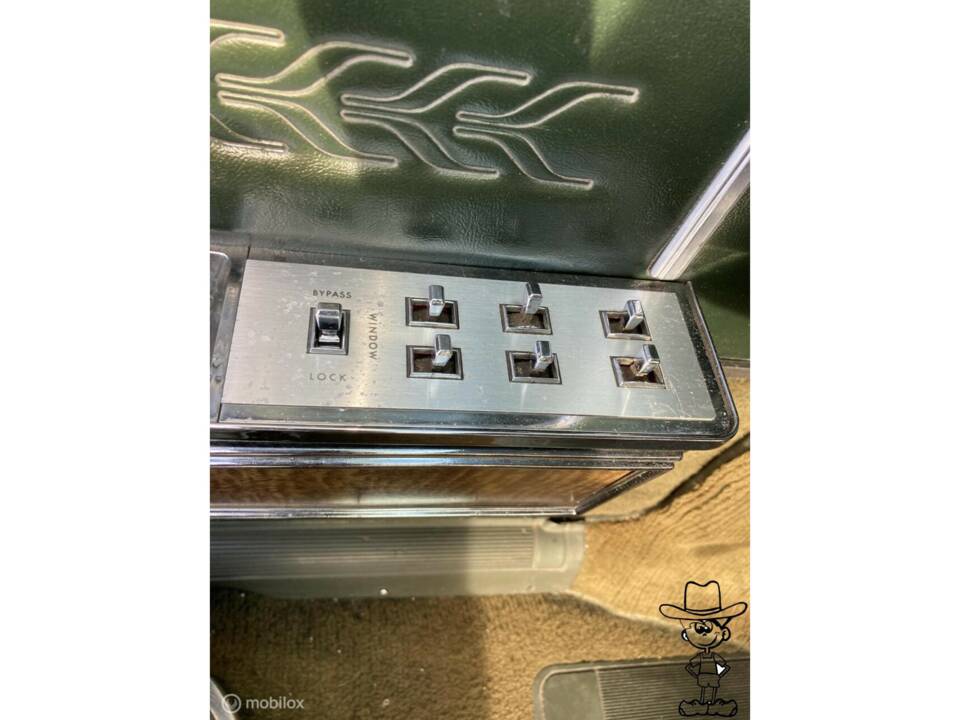 Bild 15/50 von Lincoln Continental Convertible (1966)