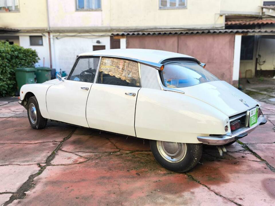 Bild 22/22 von Citroën DS 20 A (1971)