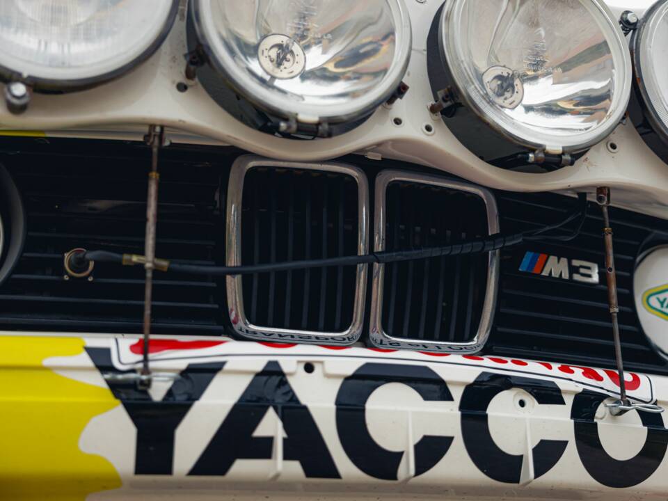 Image 19/56 de BMW M3 (1988)