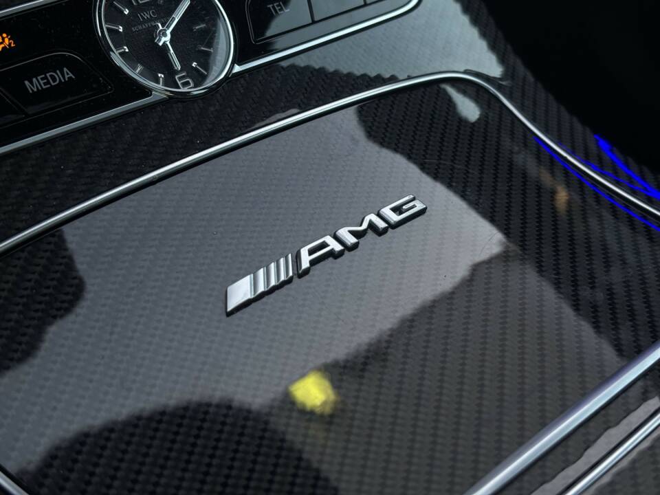 Bild 44/47 von Mercedes-Benz AMG E 63 S 4MATIC+ (2018)